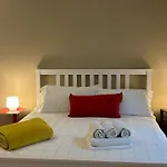 Napoliforever Elegant A Chiaia Centro נאפולי