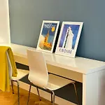 Napoliforever Elegant A Chiaia Centro * נאפולי
