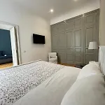 Napoliforever Elegant A Chiaia Centro נאפולי