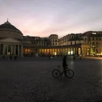 Napoliforever Elegant A Chiaia Centro *