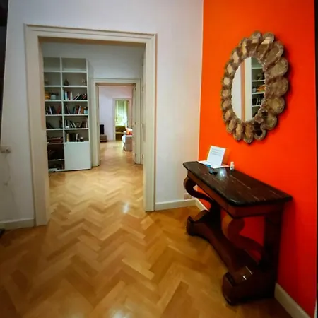 Napoliforever Elegant A Chiaia Centro
