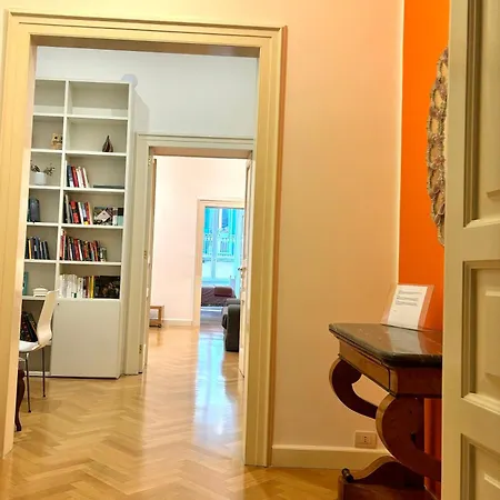 Napoliforever Chiaia Nápoles